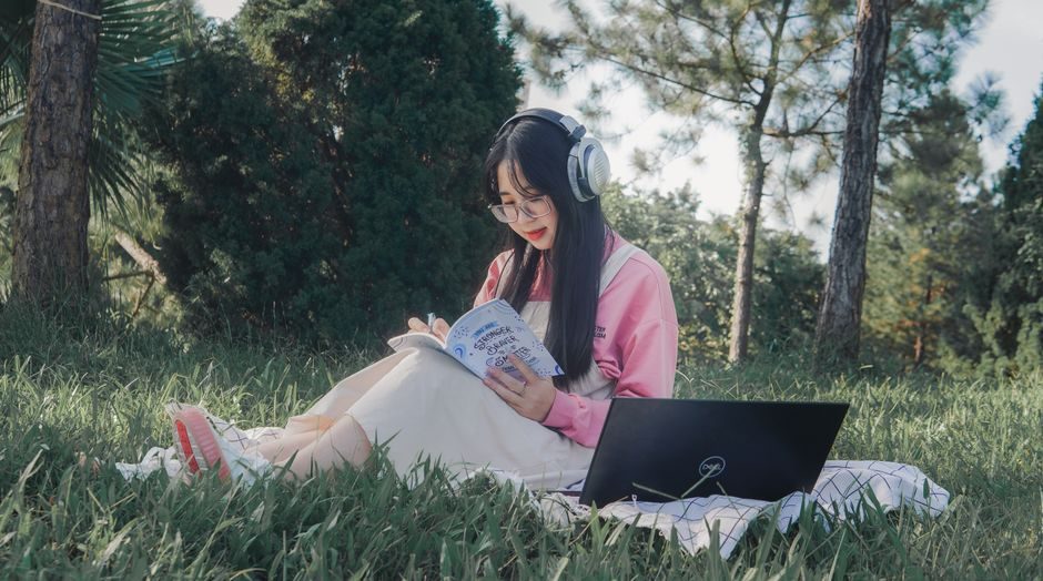 Contoh Penerapan dalam Satu Minggu — latihan ulang EduSmart